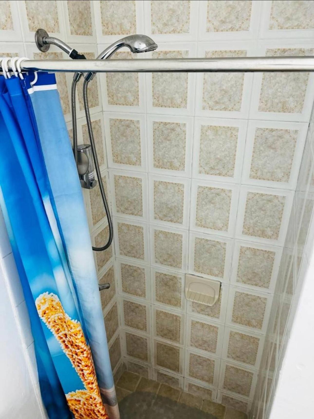 B3 Value On Private Bedroom With Private Bathroom In Little Havana, Habitación en casa particular Miami
