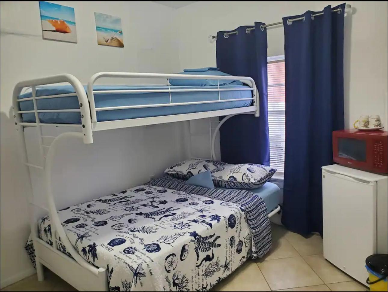 B3 Value On Private Bedroom With Private Bathroom In Little Havana, Homestay *